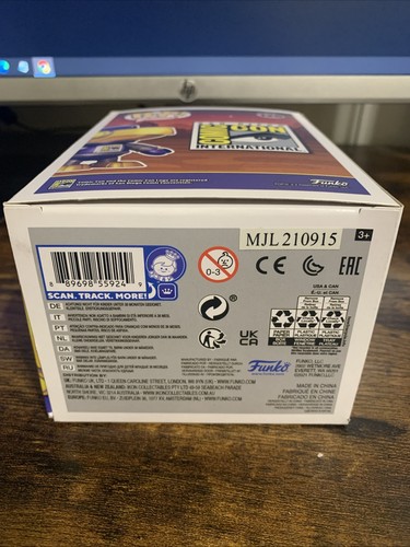 Funko Pop! SDCC Toucan (Metallic Robot) (Blue) 2021 Fall Exclusive #126 - D04 - Picture 6 of 7