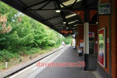 PHOTO  PLATFORM 1 AT STOURBRIDGE JUNCTION RAILWAY STATION PLATFORM 1 IS NORMALLY