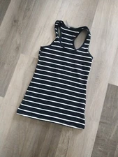 Hearts❤️hips Black and white striped Tank top small