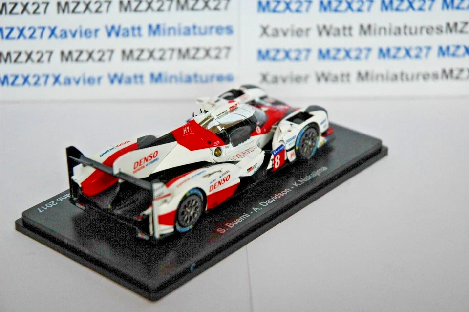 VOITURE 24 HEURES LE MANS 2017 TOYOTA TS050 HYBRID GAZOO RACING #8 - Photo 3/4