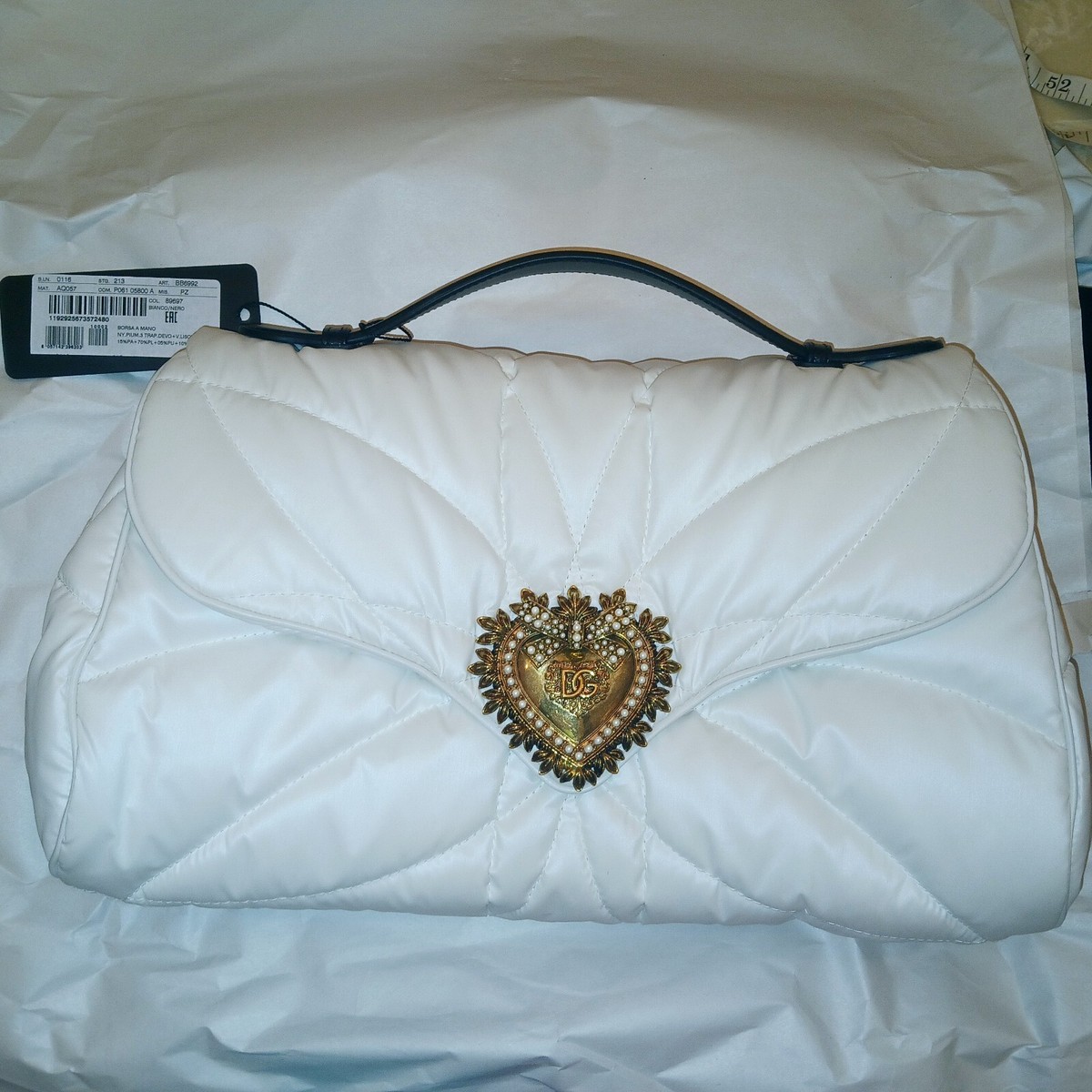 Dolce & Gabbana Devotion Soft ショルダーバッグ S ホワイト Medium Devotion bag in quilted nappa leather in White for