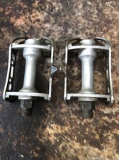 Ancienne paire de pédales Maillard / vélo course / route / old bikes