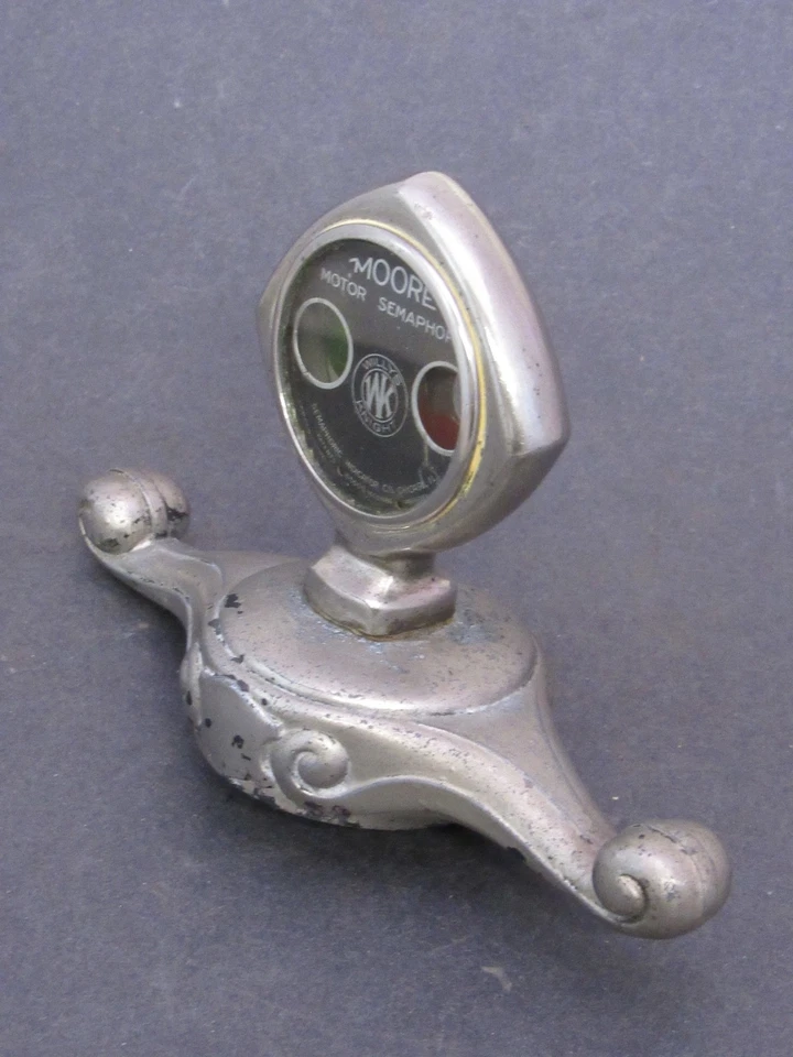 Willys Knight Accessory Moore Semaphore Motor Temperature Indicator - Image 2 of 4