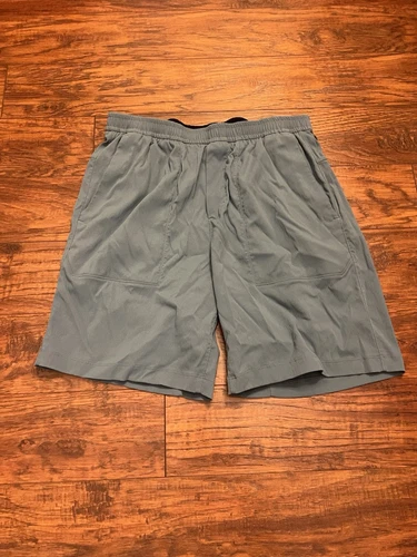 Lululemon Bowline Large Blue Men’s 8” Linerless Shorts