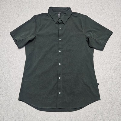 Lululemon Airing Easy Green  Button Up Shirt Mens Medium 