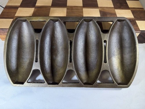 Unmarked Wagner size "H" Vienna Roll Pan - Reconditioned, Rare, Nice