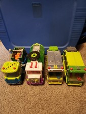 The Trash Pack Lot of 6 Vehicles and 2 Interactive Sets across all series