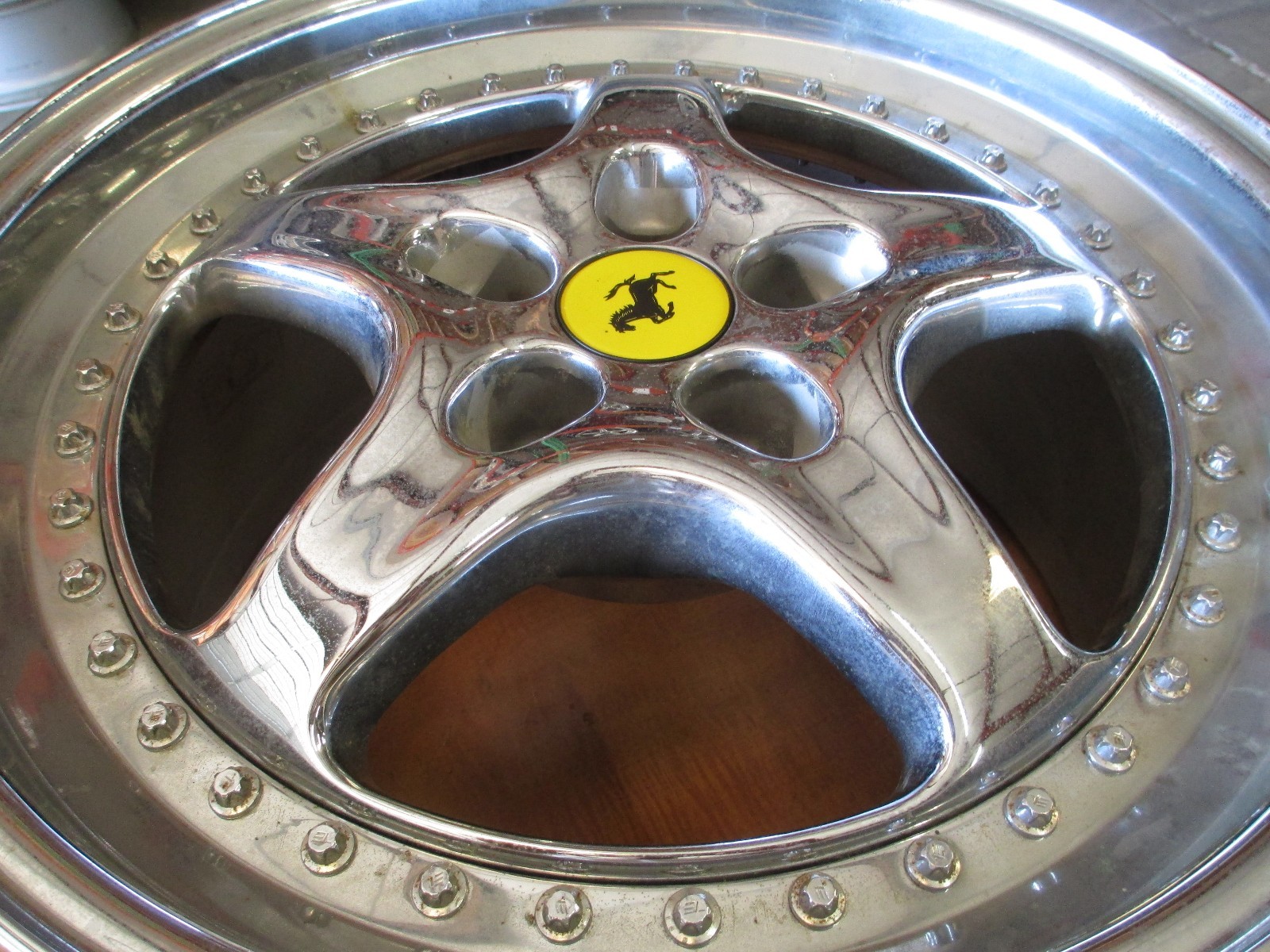 Ferrari 512 TR , Rear Wheel / Rim ( 3 piece modular)  # 149553