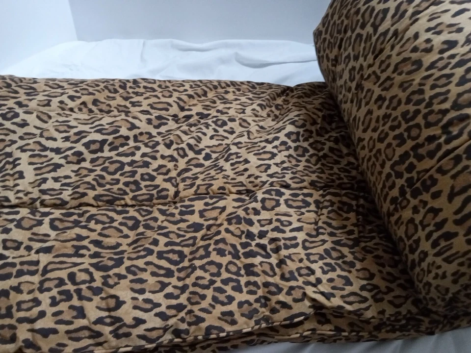 Edredón doble Ralph Lauren Aragón leopardo animal guepardo Foto 3 de 4