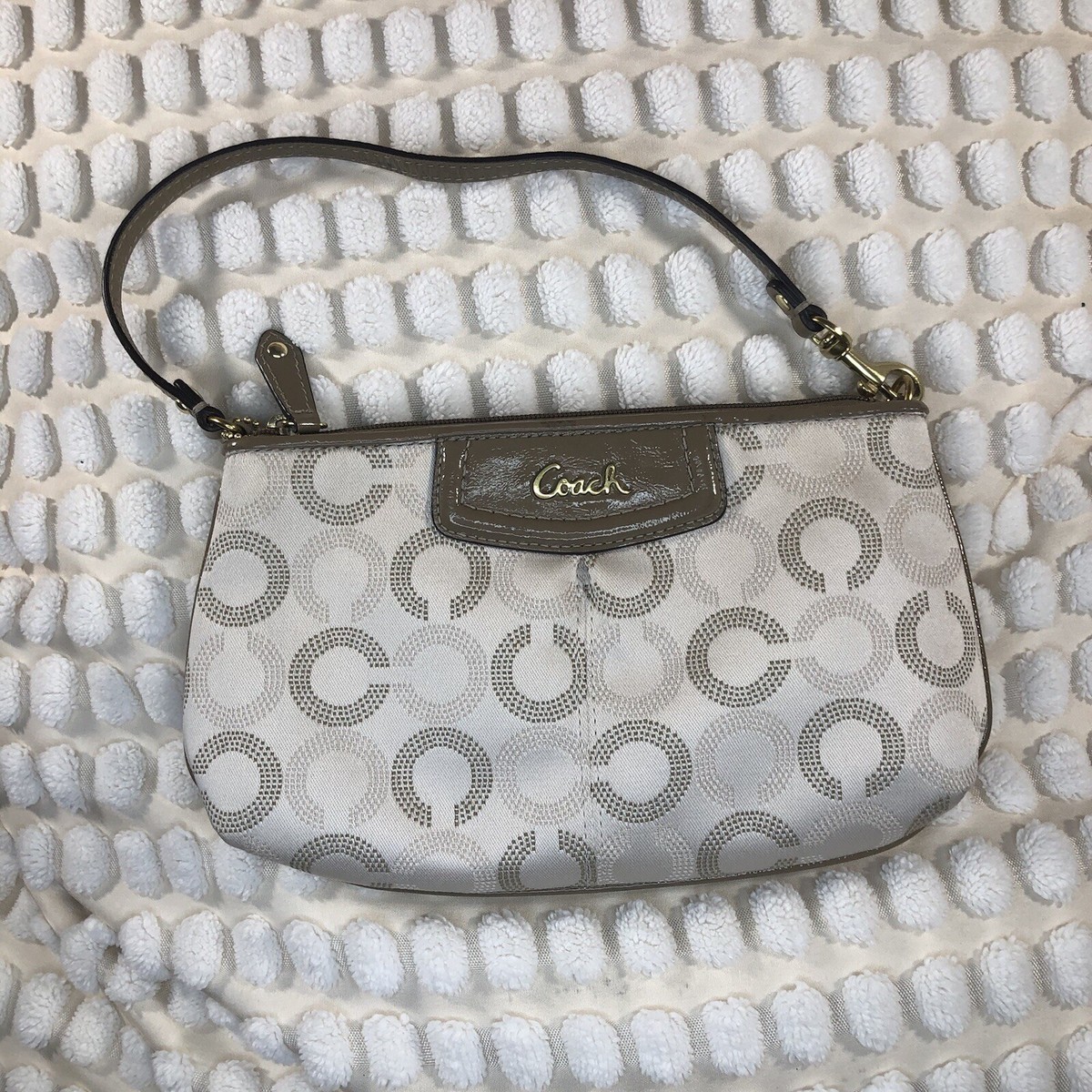 Coach Ashley Dotted Op Art Large Wristlet Small Purse/Clutch