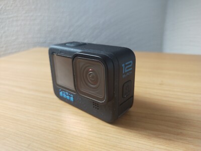 GoPro HERO 12 Black Action Kamera mit Touchscreen - Schwarz ( Full-kit )