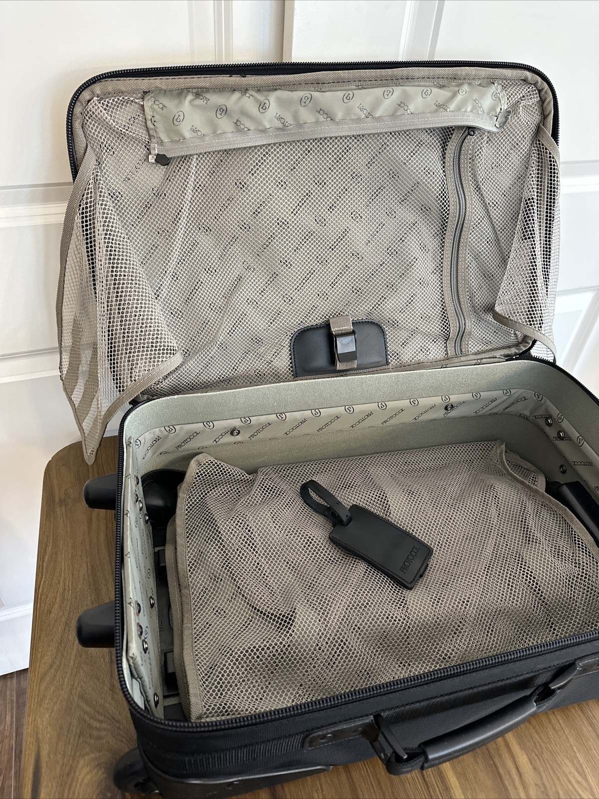 Vintage Protocol Luggage Suitcase Bag Handle & Wheels Black 24”x14”x9