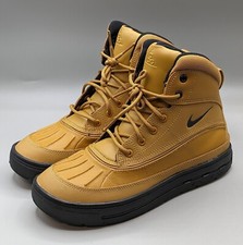 Nike Woodside 2 High ACG Boots Size 6Y Women Size 7.5 EUC