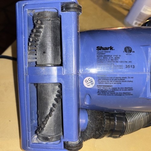 Shark Handheld Bagless Vacuum Cleaner Blue Lightweight Model V15Z - Picture 2 of 6