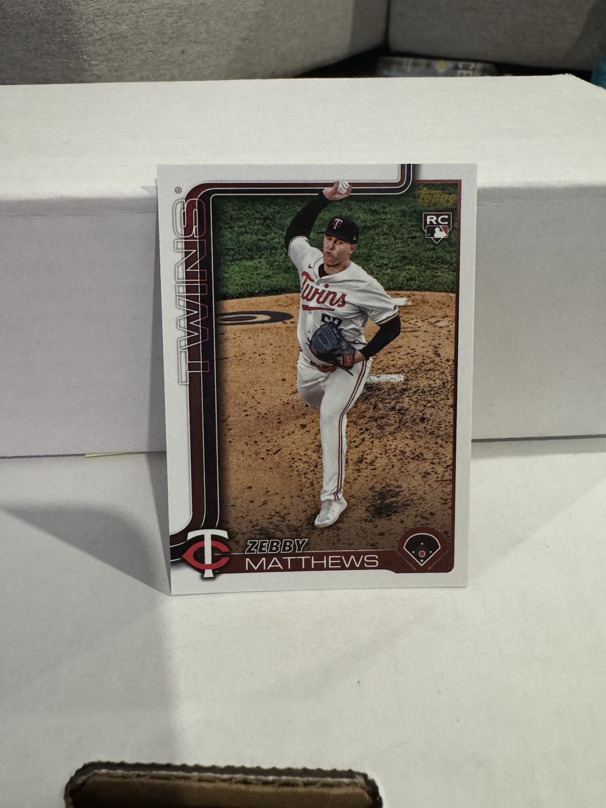 2025 Topps Zebby Matthews Golden Mirror Image Variation RC #283 Series 1