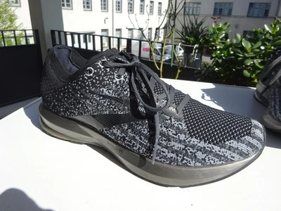 BROOKS LEVITATE 3 Herren Laufschuhe Sneaker Knit Gr.44,5(UK9,5 D) Normal Neuw - Bild 1 von 4