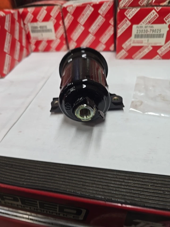 Filtro de combustible Toyota 23300-19145 (para Efi) Foto 3 de 4