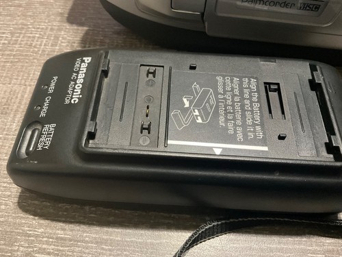 Panasonic PV-L353D L353 Palmcorder VHS-C Video Camcorder w/ Charger - WORKS! - Picture 3 of 12