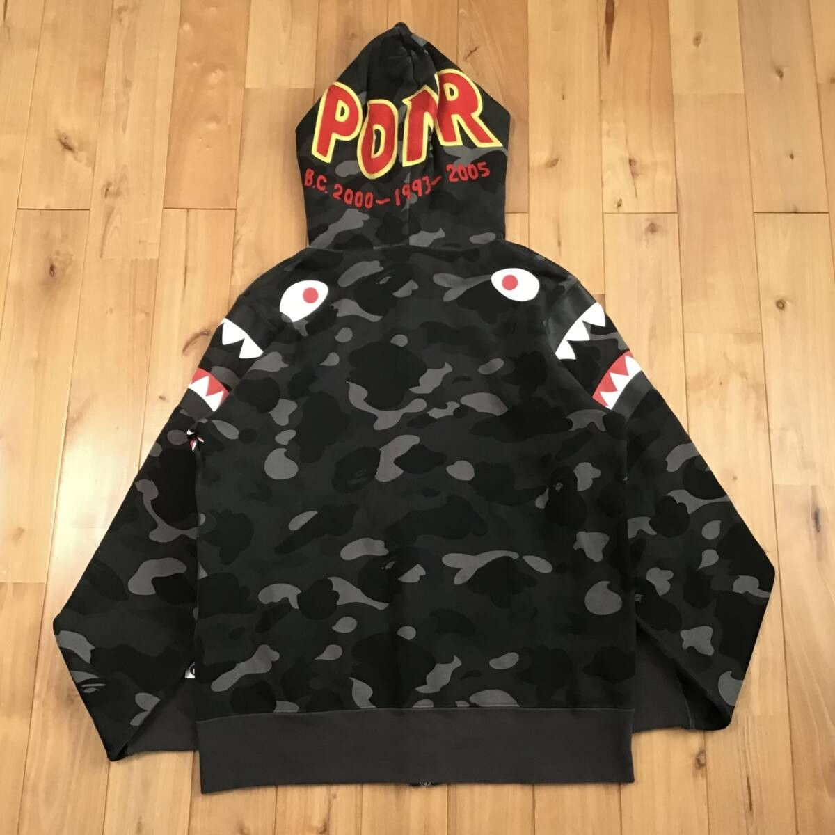 トップス A BATHING APE Shark Hoodie Black Camo BAPE Shoulder Shark Full Zip Hoodie Black Camo A Bathing Ape Size