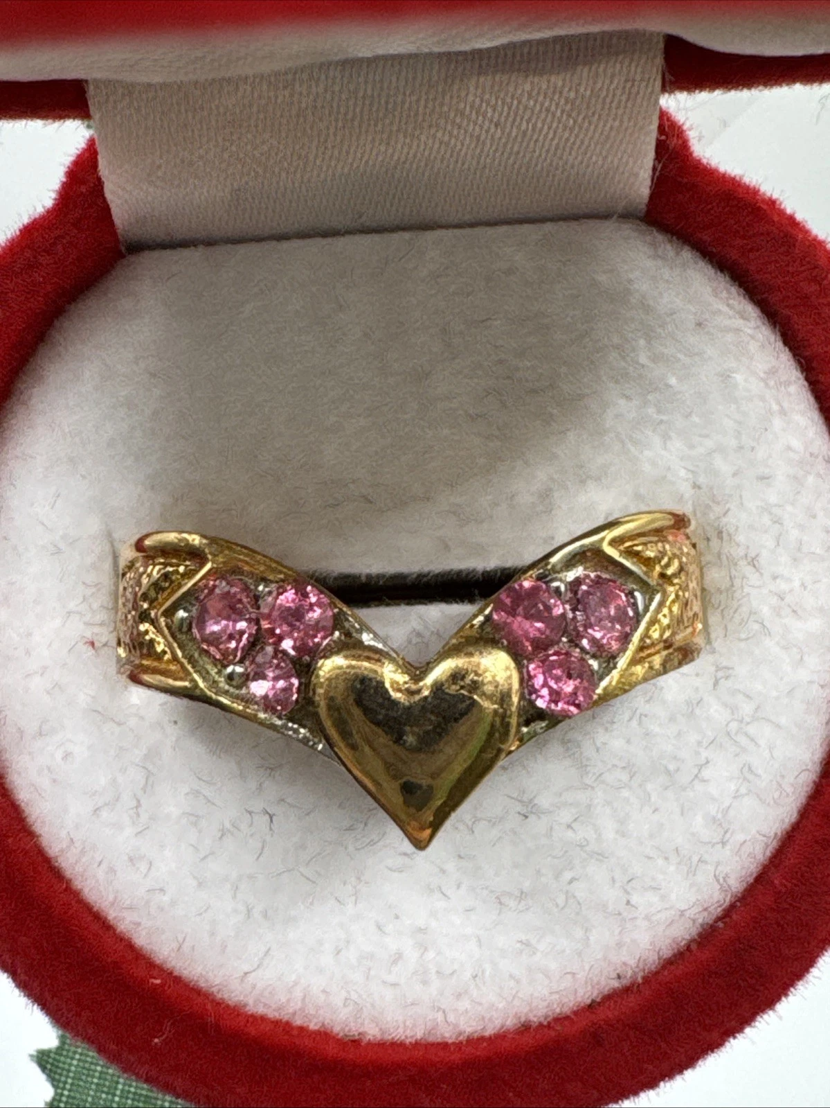 Bague vintage fantaisie cœur avec strass rose. Taille 55.