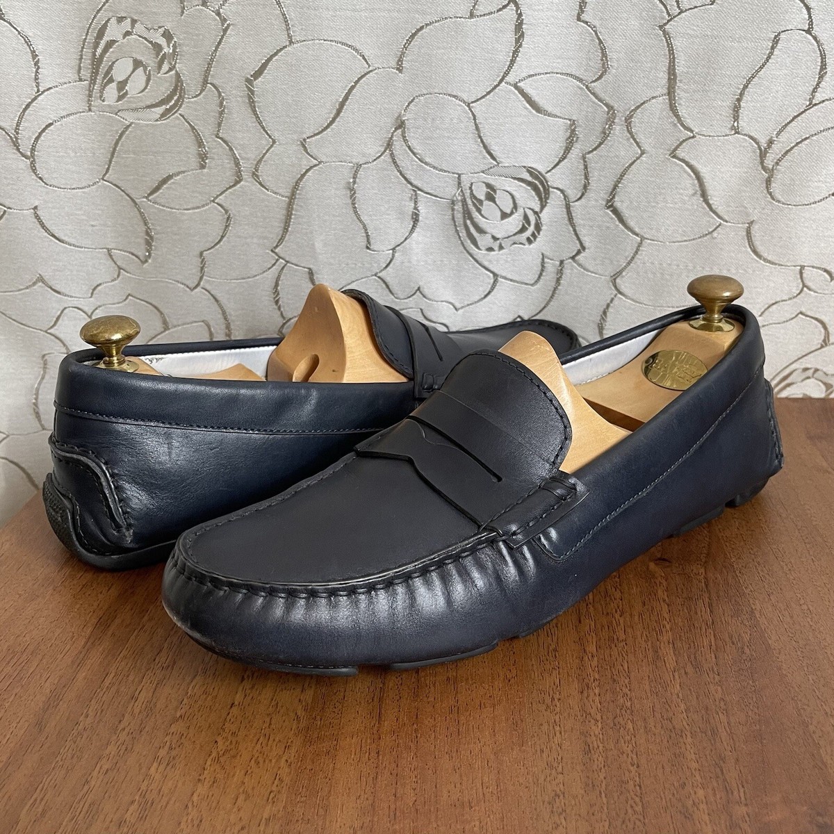Santoni Men display picture 1
