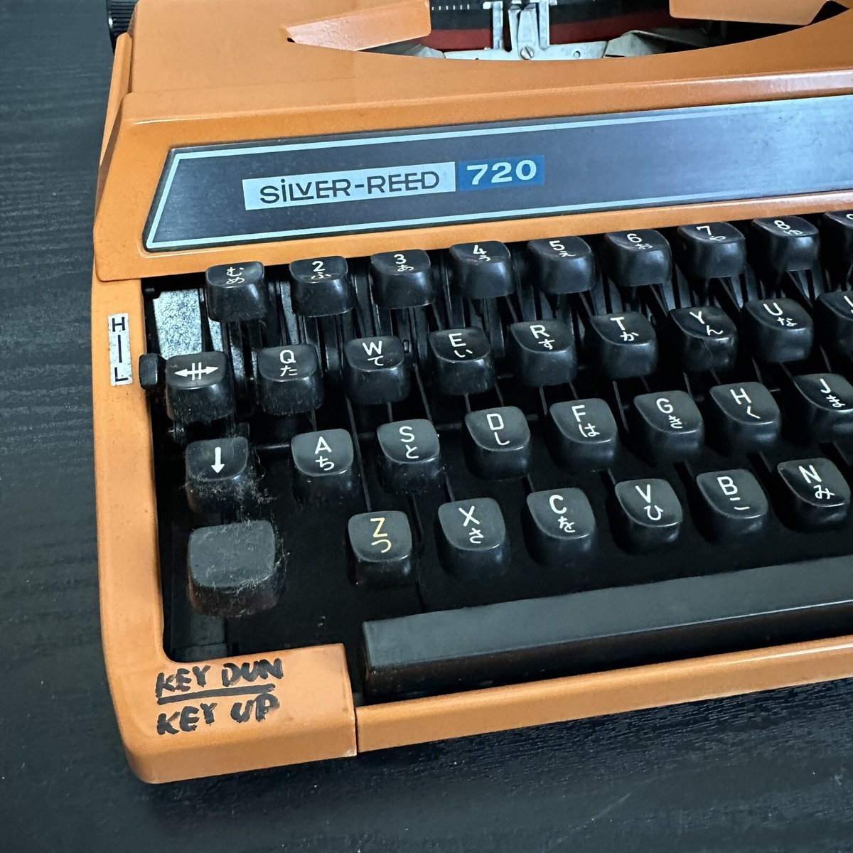 SILVER-REED 720 タイプライター Yahoo!オークション - タイプライター SILVER-REED 720 ケース付