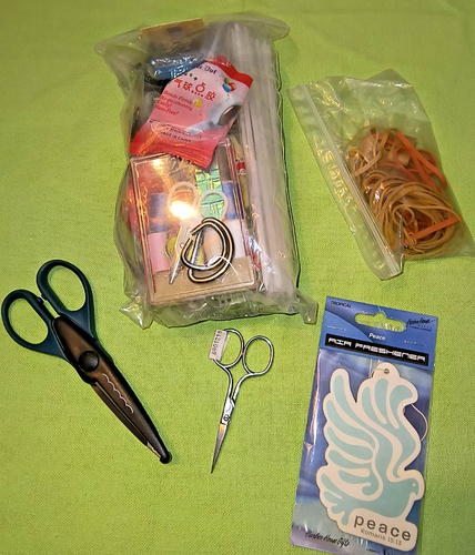 Over 70 Items/About 20 lbs - Lot of New/Vintage: Crafts/Hardware/Jewelry/More - Picture 8 of 19