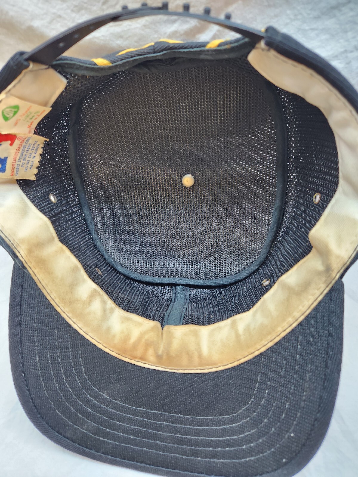 Vintage Pittsburgh Pirates Pillbox Hat Adult Adjustable Black Gold