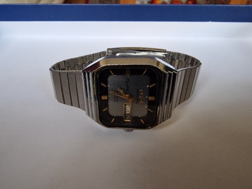 Vintage Oris Executive Crystal Automatic Watch - Picture 7 of 24