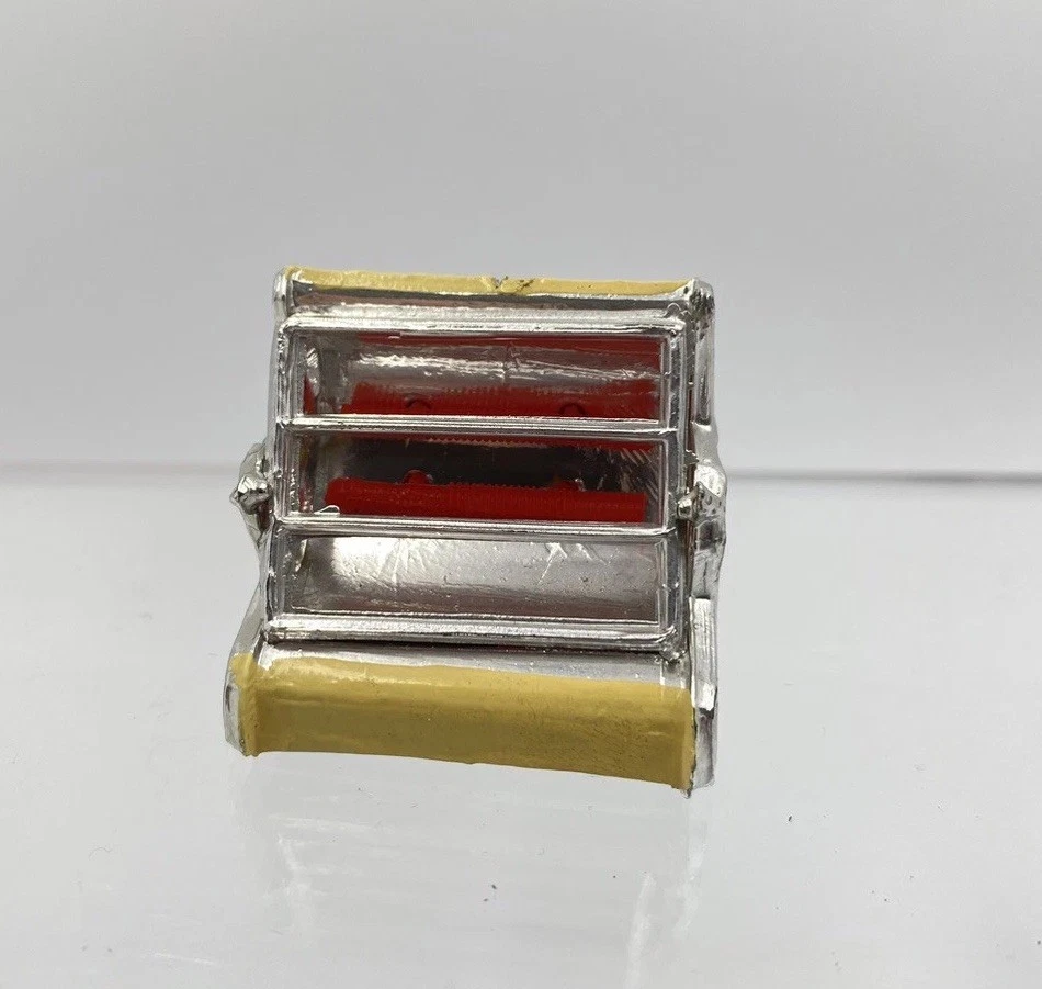 Dolls House 1950’s Vintage Radiator Heater - Image 2 of 4