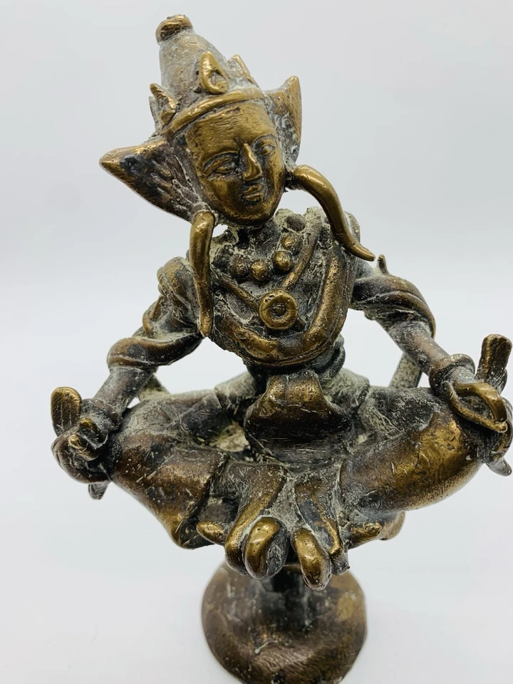 Antigua estatua birmana de bronce del siglo XIX Foto 2 de 4