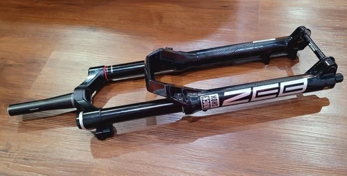 RockShox ZEB Ultimate Flight Attenda Suspension 29 Debon Air 170mm 15x110mm 44mm