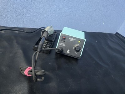 WELLER WES51  50 WATT ANOLOG SOLDERING STATION 120V ( INV141 D FLOOR )