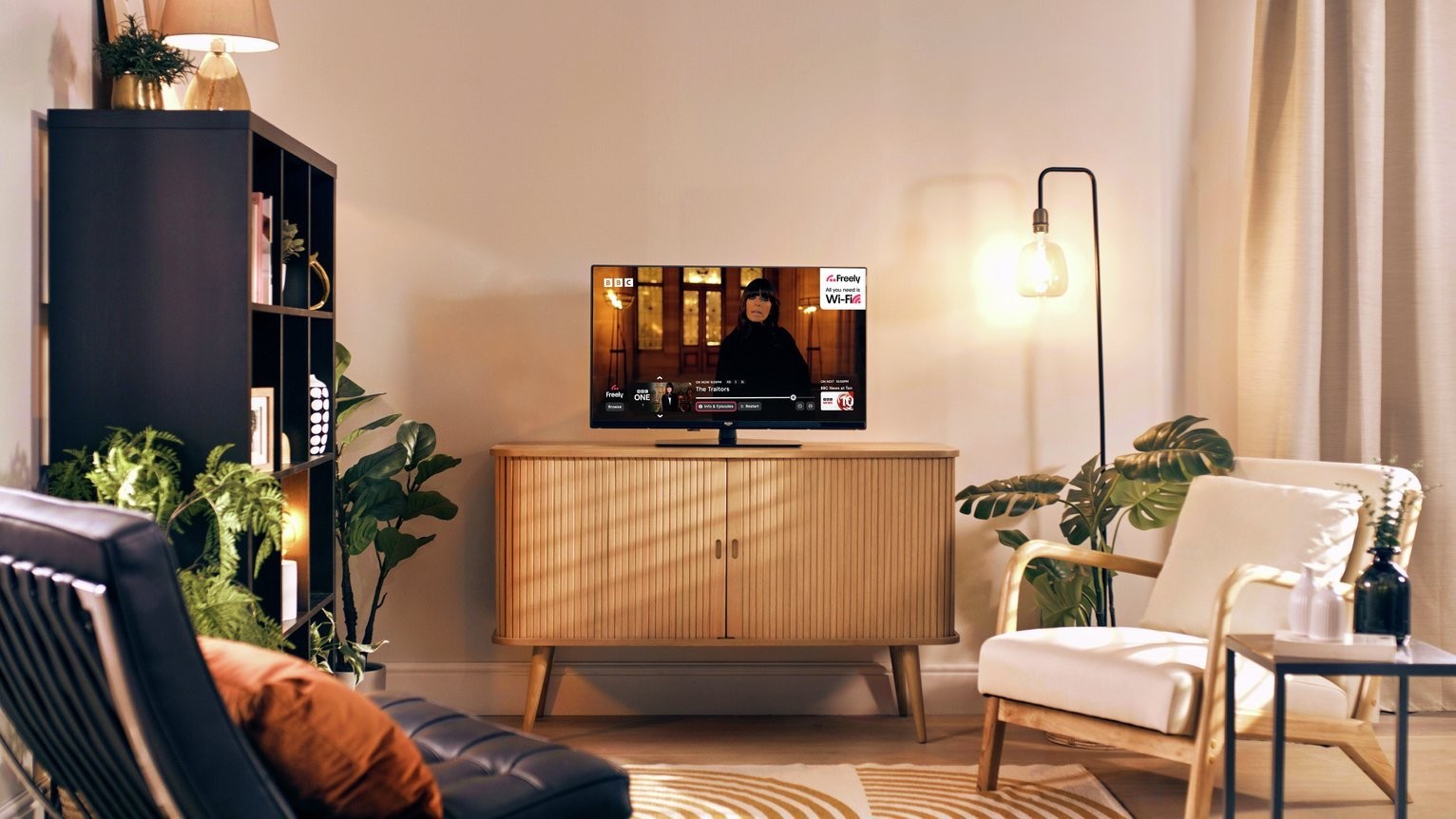 Bush 32 Inch Smart TV Full HD 32FT25CB 32