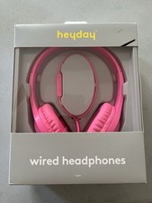 Heyday Pink wired Headphones New In Box great condition