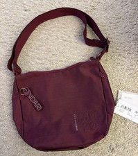 Mandarina Duck MD20 Schultertasche/Crossover Bag M in Vibrant Pink