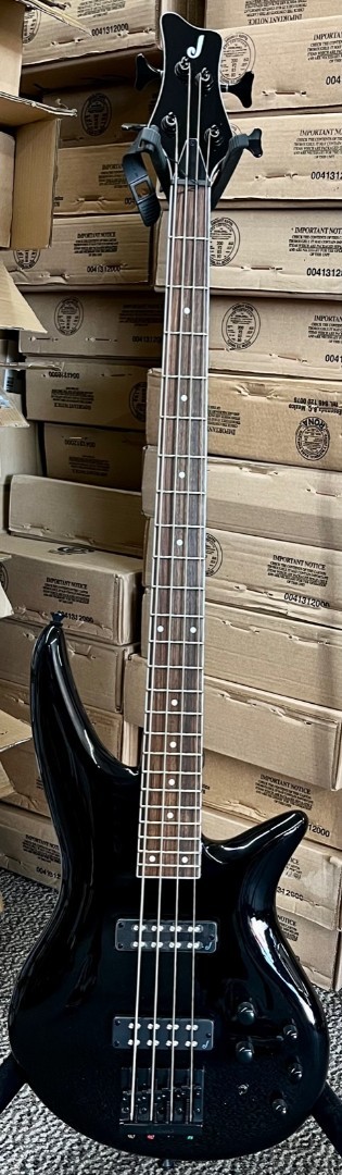 Jackson X Series Spectra Bass SBX IV накладка Laurel Черный глянец - Демонстрация 71590₽