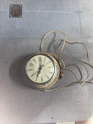 United Clock Corp Vintage Model #46 Brooklyn NY