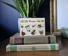 Vintage Ohio Art Tin Litho Recipe Box Mid-Century Kitchen Motif — listing 2