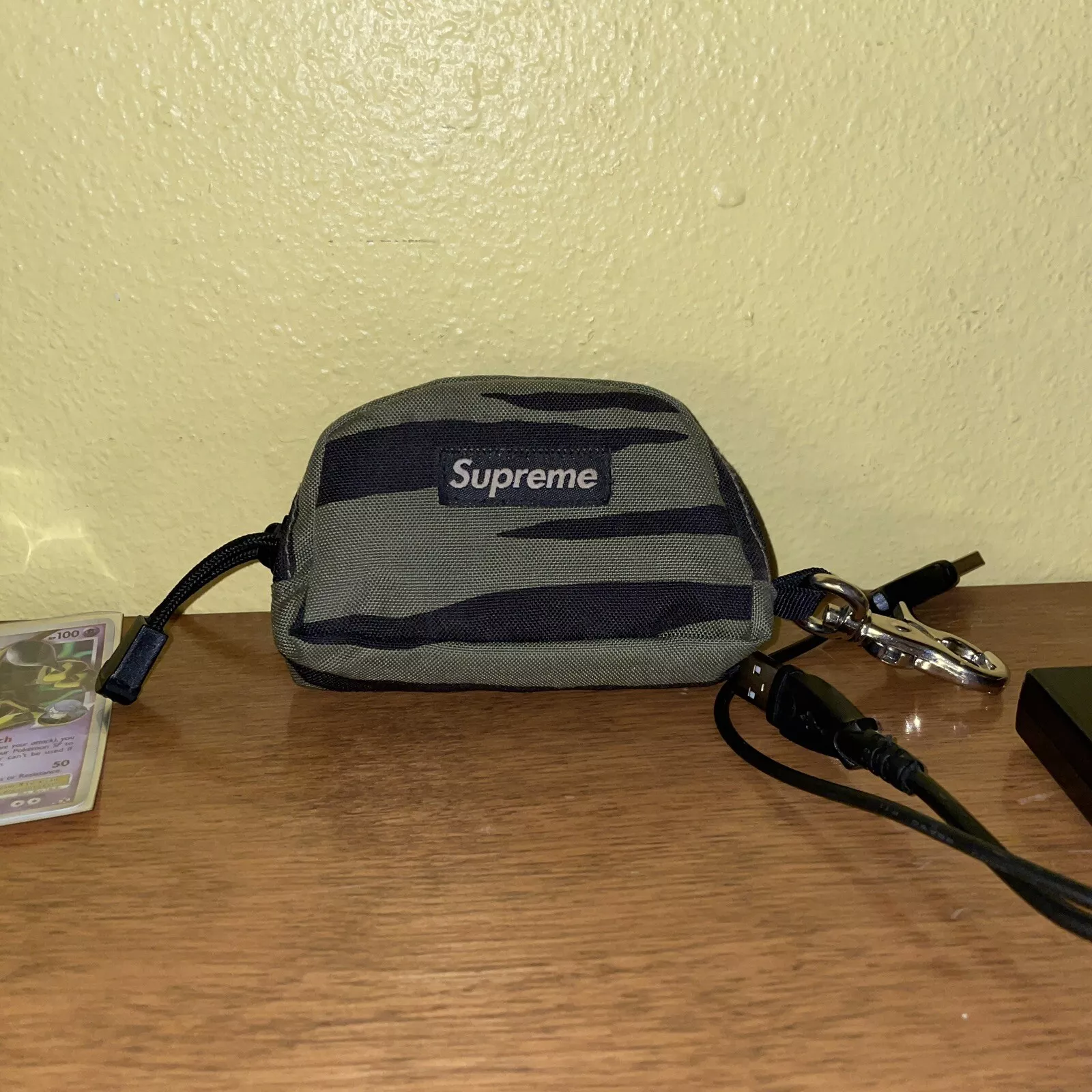 Petit sac Supreme Olive Zebra 2011 「 SS11 」