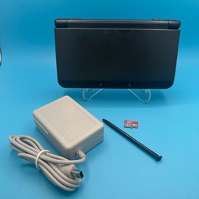 Nintendo 3DS Original Handheld System - Black W/ Charger + Stylus