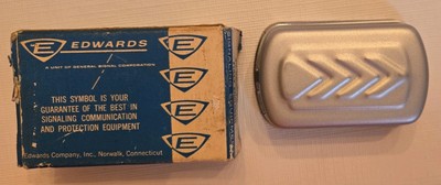 Edwards No. 725 Enclosed Dixie Buzzer   3-6 V.D.C. 6-8