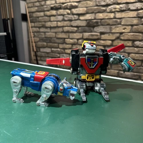 Voltron Vintage Diecast 1981 Blue Lion #4 Made in Japan #4 and #1 Korea  figures