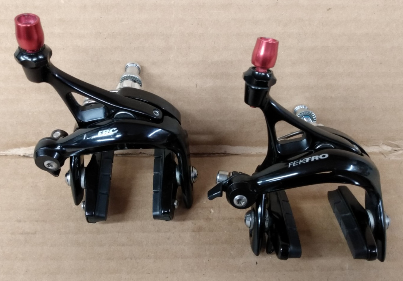TEKTRO Road Bike Rim Brake Set Front Rear Calipers R580 Blac