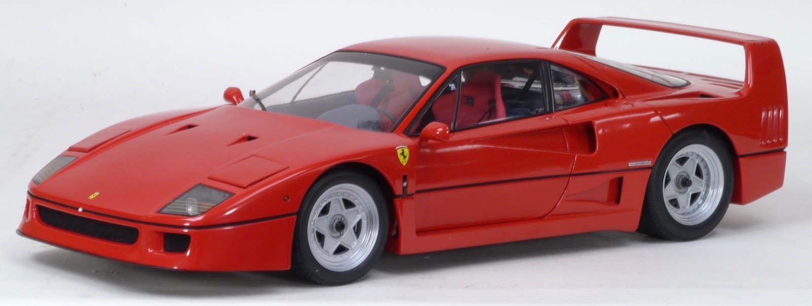 Kyosho Ferrari F40 1987 1:12 08602A