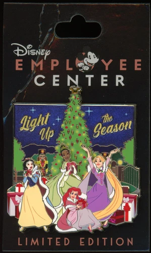 D23 DEC Light Up the Season Princess Group 2 Ariel Rapunzel Tiana LE 250 Pin - Picture 1 of 1