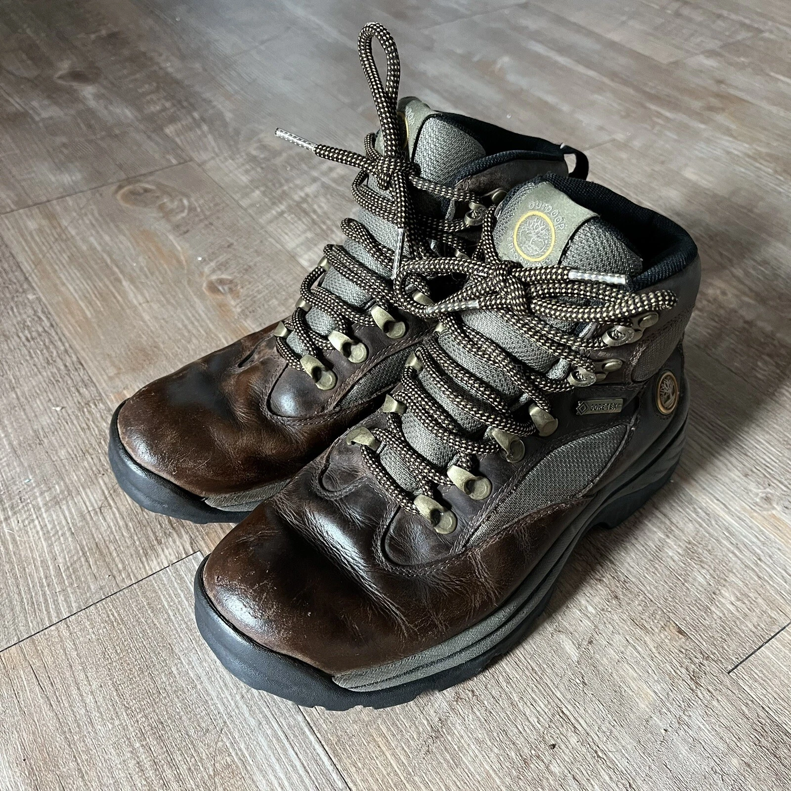 Timberland Women's Chocorua Waterproof Hiking Boots Brown Lace Up Size 6.5