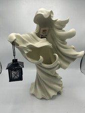 Cracker Barrel EXCLUSIVE 2023 HALLOWEEN White Resin GHOST with Lantern 18 - NEW