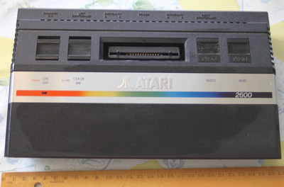 Atari 2600 konsole spielekonsole vintage steckkonsole BJ