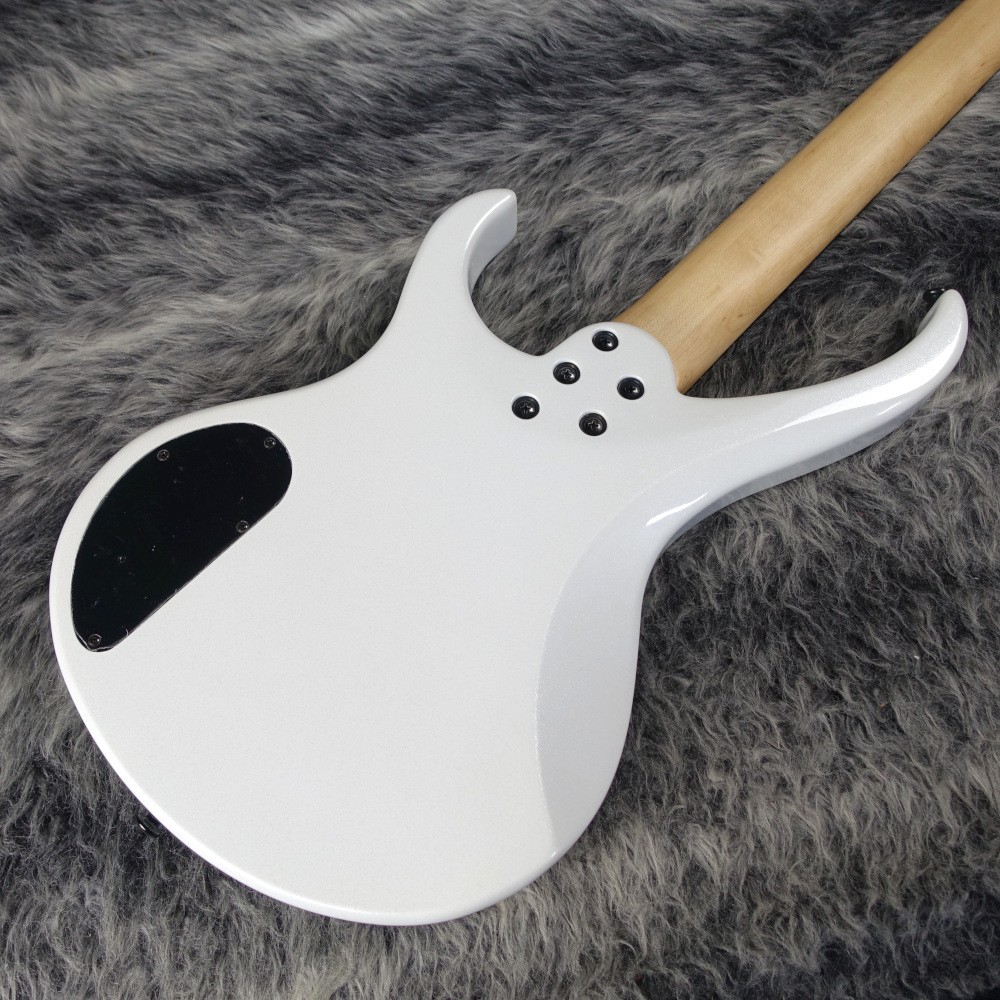 Kramer D-2 BASS エレキベース 4弦 ホワイト Electric Bass Guitar Kramer Disciple D-1 Pearl White Shipped from